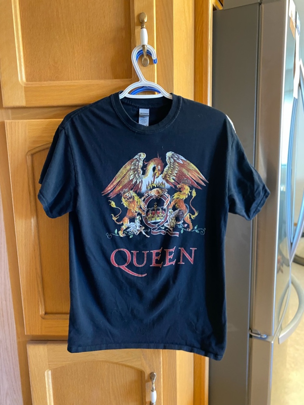 Queen Graphic Short-Sleeve Tee - Black